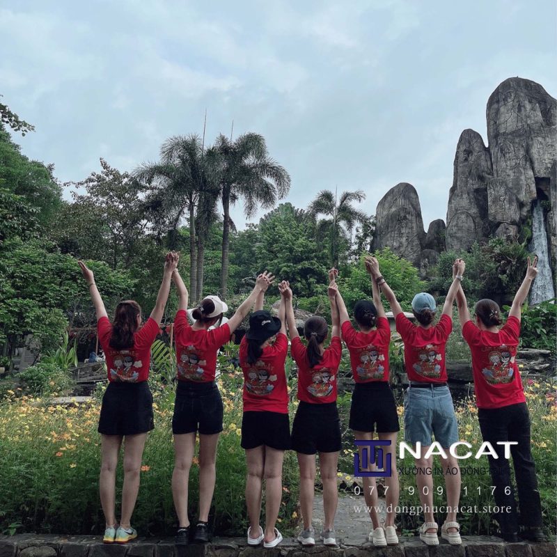 100+ Mẫu Áo Thun Team Building Đẹp - Giá Rẻ ao-thun-dong-phuc-team-bulding-cac-co-gai